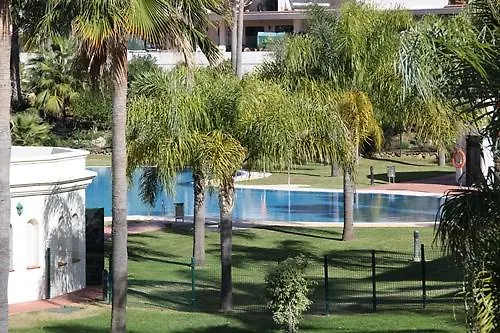 Bonito Apartamento En Nueva Andalucia Marbella