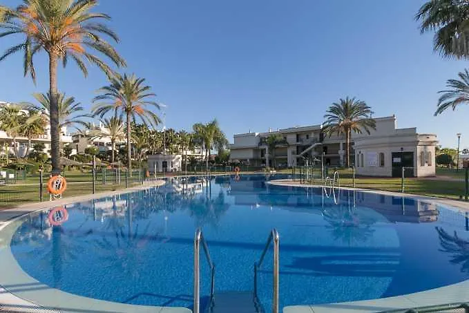 Bonito Apartamento En Nueva Andalucia Marbella